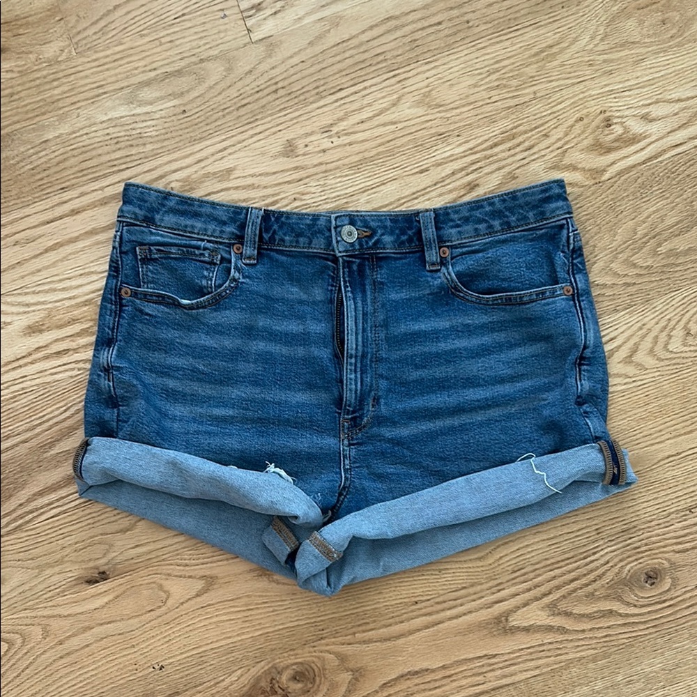 American Eagle Outfitters Mom Blue Jean Shorts with Cuffed Hems